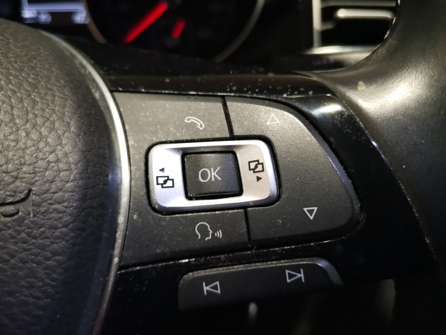 VOLKSWAGEN d'occasion GOLFSPORTSVAN 1.4 TSI 125 CARAT de 2015 Nancy