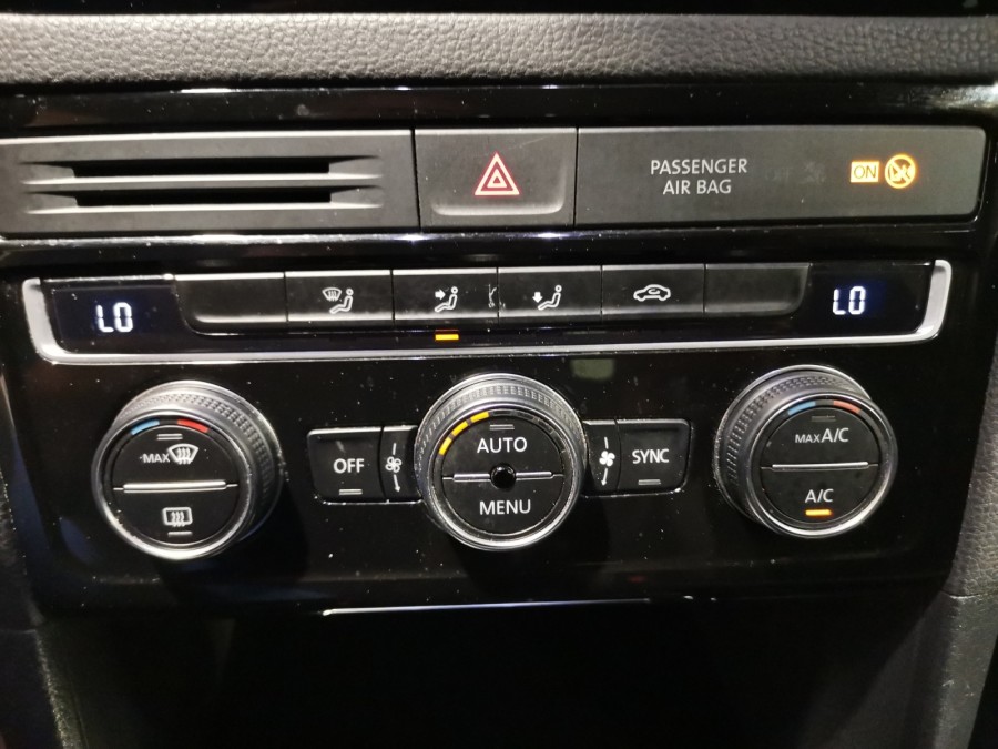 VOLKSWAGEN d'occasion GOLFSPORTSVAN 1.4 TSI 125 CARAT de 2015 Nancy