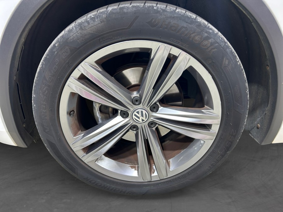VOLKSWAGEN d'occasion TIGUAN 2.0 TDI 150 4X2 DSG PH2 de 2017 Tours