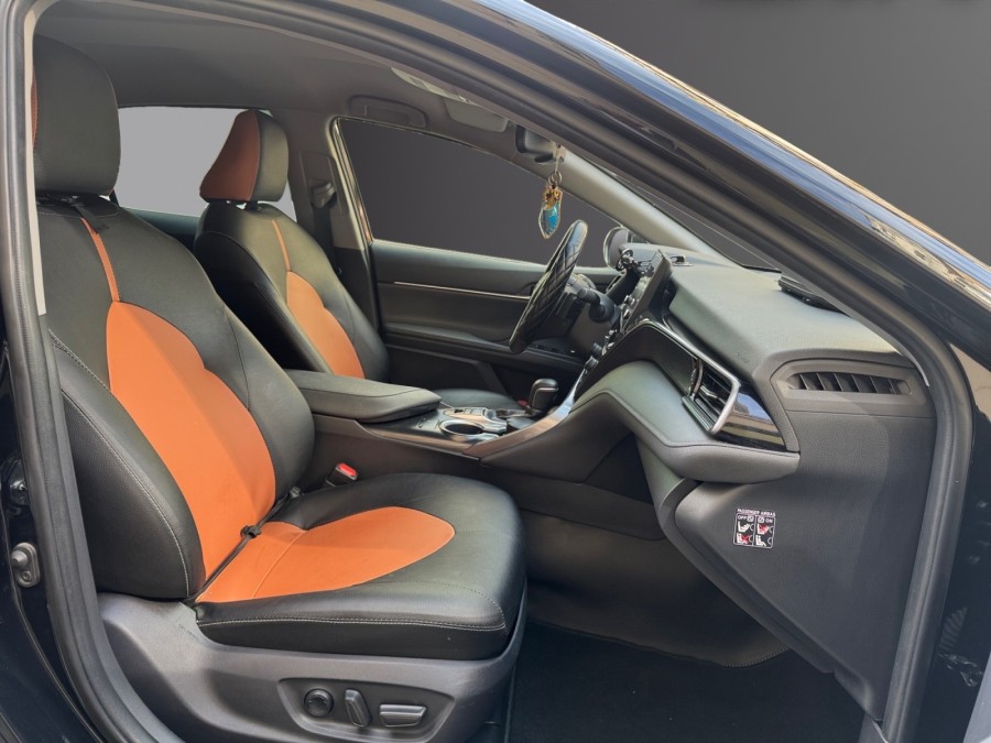TOYOTA d'occasion CAMRY 2.5 HYBRIDE DESIGN de 2024 Paris 15 (75)﻿
