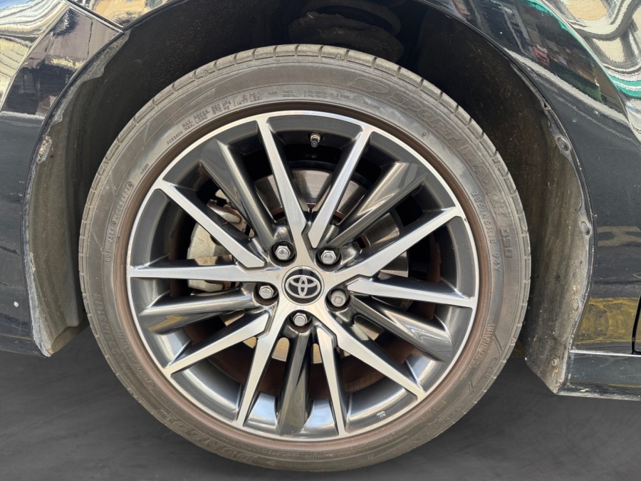 TOYOTA d'occasion CAMRY 2.5 HYBRIDE DESIGN de 2024 Paris 15 (75)﻿