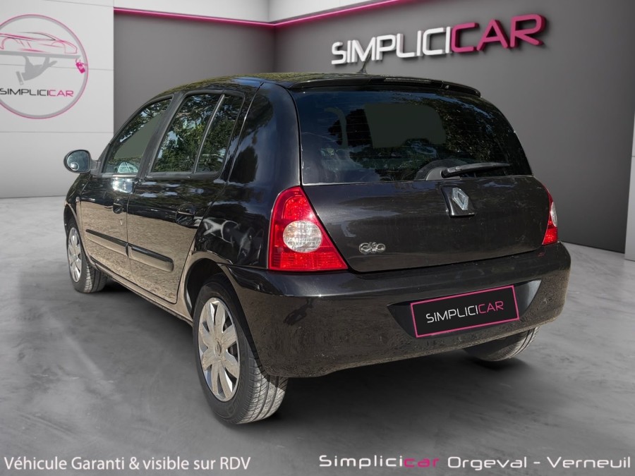 RENAULT d'occasion CLIO 1.2 16v 75ch Campus.com 5p de 2009 Orgeval