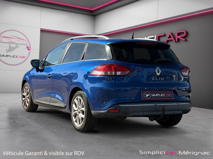 RENAULT d'occasion CLIO IV ESTATE 1.5 DCI 110 INTENS de 2017 Mérignac