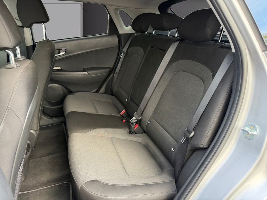 HYUNDAI d'occasion KONA 39 KWH 136 INTUITIVE de 2022 Nîmes (30)﻿
