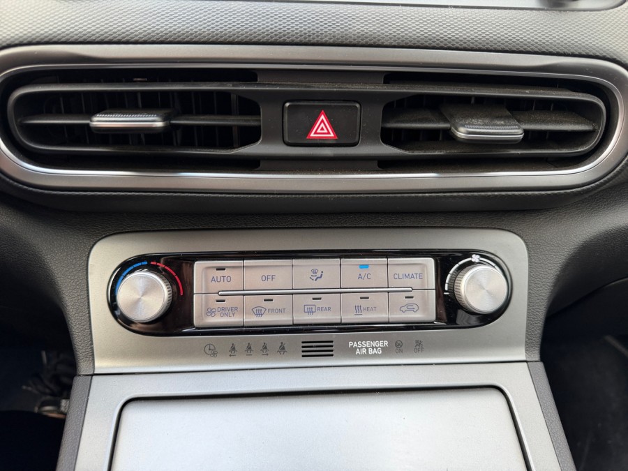 HYUNDAI d'occasion KONA 39 KWH 136 INTUITIVE de 2022 Nîmes (30)﻿