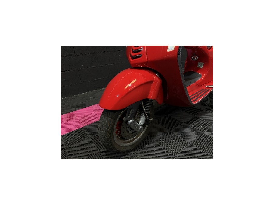 PIAGGIO d'occasion VESPA 946 MA7A100 de 2020 Nîmes (30)﻿