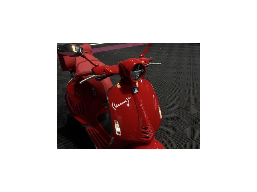 PIAGGIO d'occasion VESPA 946 MA7A100 de 2020 Nîmes (30)﻿