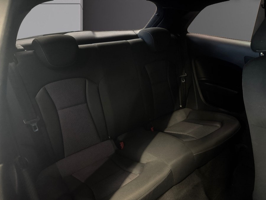 AUDI d'occasion A1 1.2 TFSI 86 ATTRACTION de 2011 Pau (64)﻿