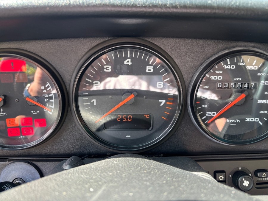 PORSCHE d'occasion 911 3.6 CARRERA 2 TARGA de 1997 Montreuil (93)﻿