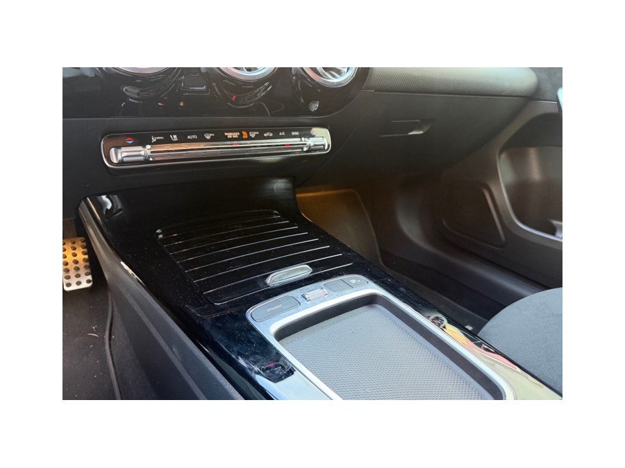 MERCEDES d'occasion A 200 AMG LINE 7G-DCT de 2024 Paris 17 (75)﻿