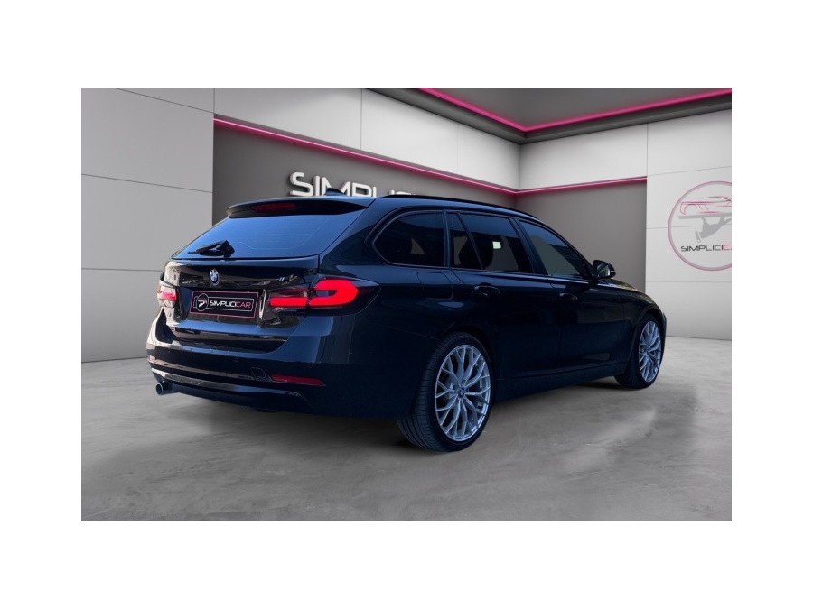 BMW d'occasion SERIE 3 TOURING 318D 143 LOUNGE de 2015 La Ciotat (13)﻿