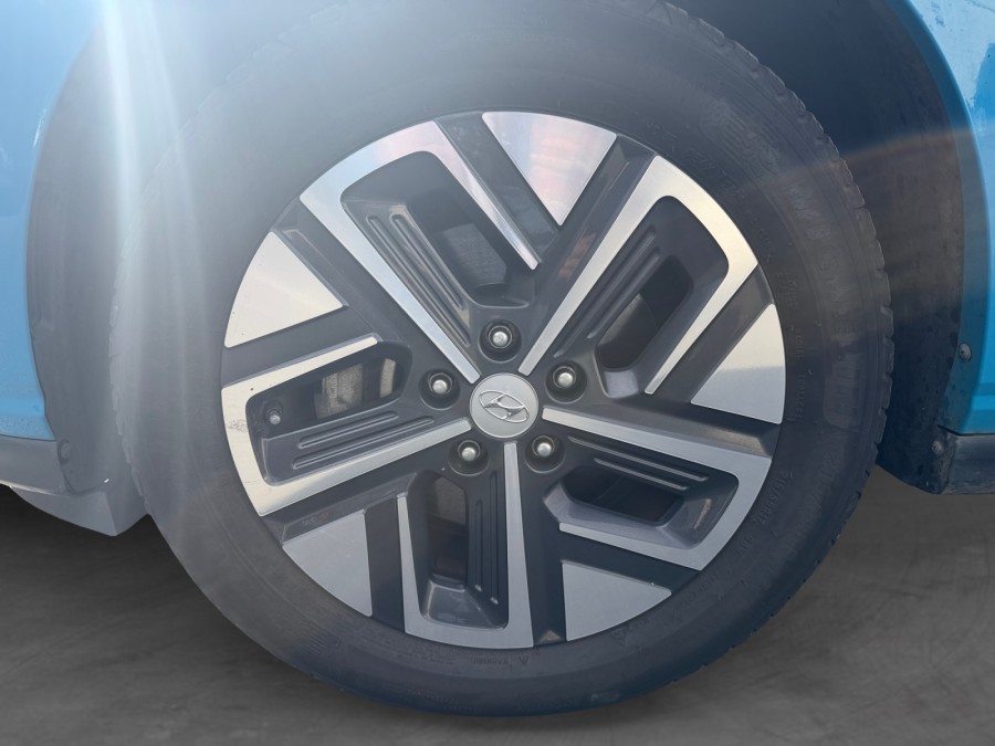 HYUNDAI d'occasion KONA Electric 64kWh - 204ch Intuitive de 2023 Caen