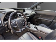 LEXUS d'occasion UX250H 2 HYBRIDE 2WD de 2019 Paris 17 (75)﻿