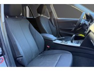 BMW d'occasion SERIE 3 TOURING 318D 143 LOUNGE de 2015 La Ciotat (13)﻿