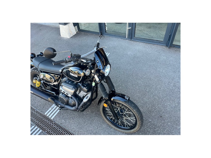 YAMAHA d'occasion SCR950 moto de 2020 Vernon (27)﻿