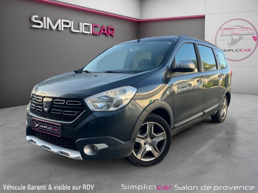 DACIA d'occasion LODGY 1.5 DCI 110 STEPWAY de 2017 Salon de Provence