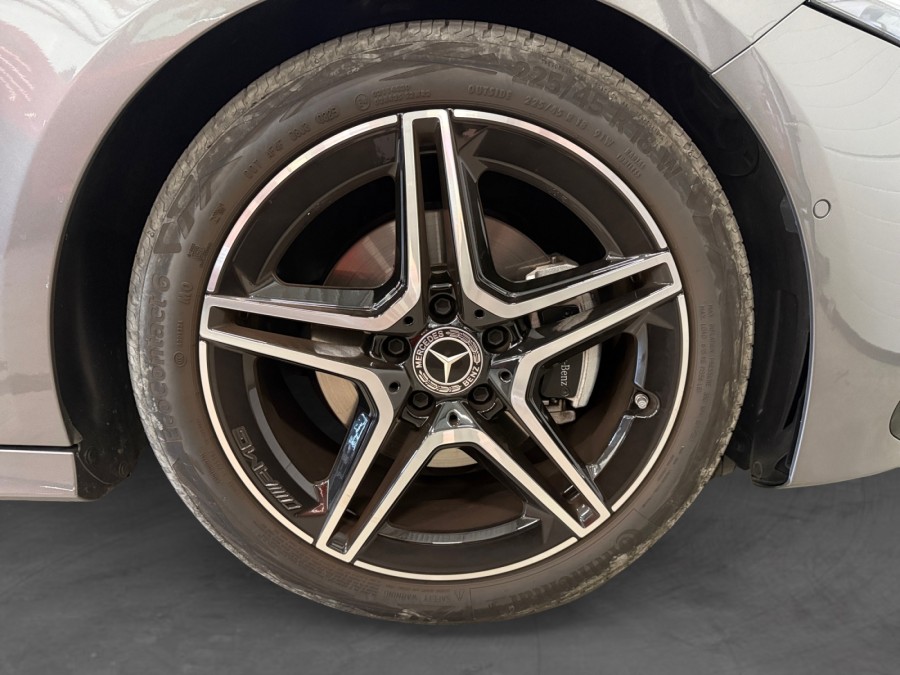 MERCEDES d'occasion A 180 AMG LINE AUTO de 2025 Andrezieux (42)﻿