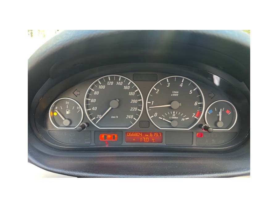 BMW d'occasion 320 2.2 CI PREFERENCE de 2006 Paris 17 (75)﻿