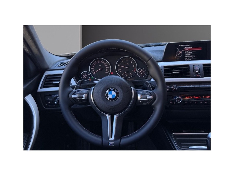 BMW d'occasion SERIE 3 TOURING 318D 143 LOUNGE de 2015 La Ciotat (13)﻿