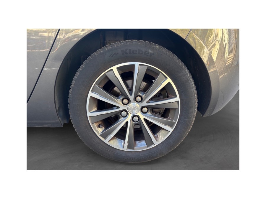 PEUGEOT d'occasion 308 II 1.2 ETHP 130ch de 2017 Paris 17 (75)﻿