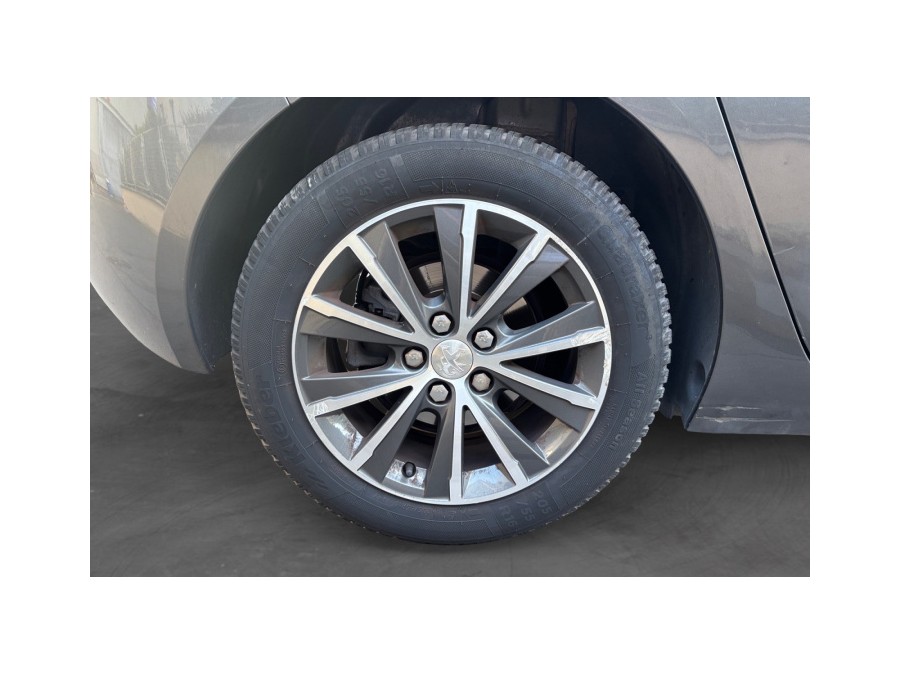 PEUGEOT d'occasion 308 II 1.2 ETHP 130ch de 2017 Paris 17 (75)﻿