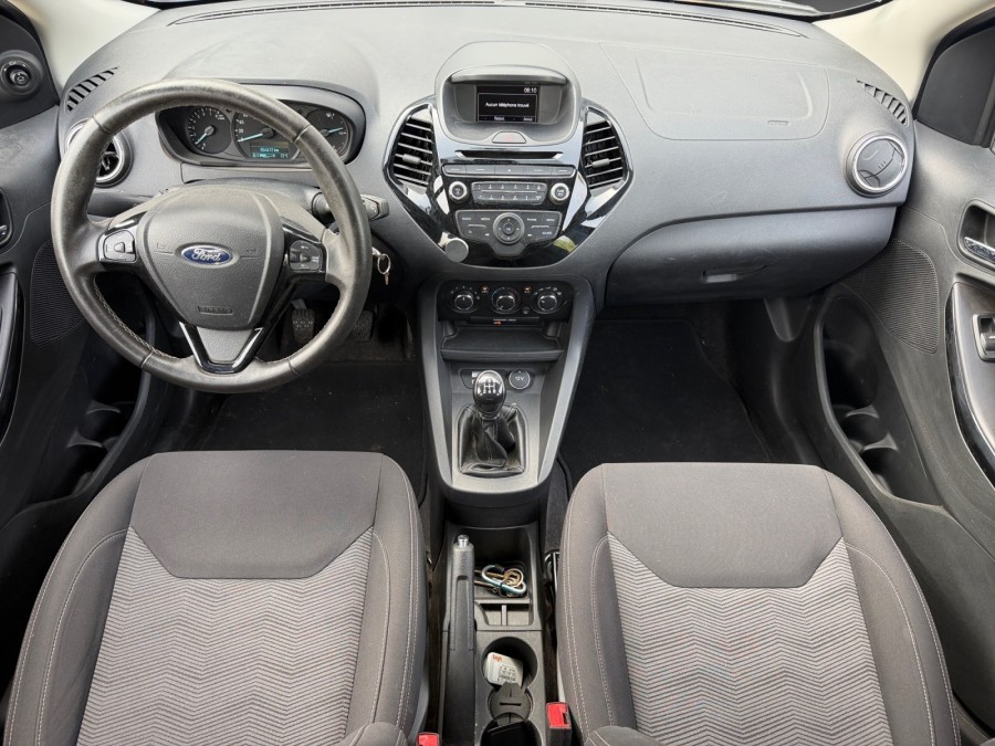 FORD d'occasion KA+ PLUS 1.2 TI VCT 85 ULTIMATE de 2016 Salon de