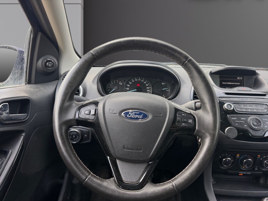 FORD d'occasion KA+ PLUS 1.2 TI VCT 85 ULTIMATE de 2016 Salon de