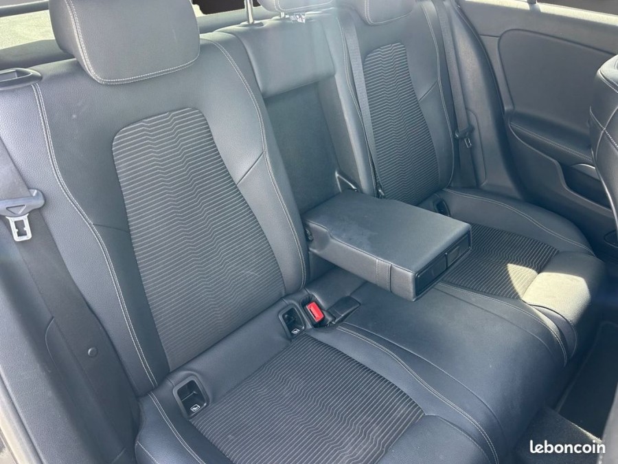 MERCEDES d'occasion A 180 d 116ch Progressive Line 7G-DCT de 2019