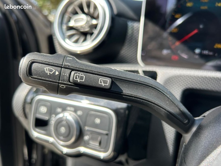 MERCEDES d'occasion A 180 d 116ch Progressive Line 7G-DCT de 2019