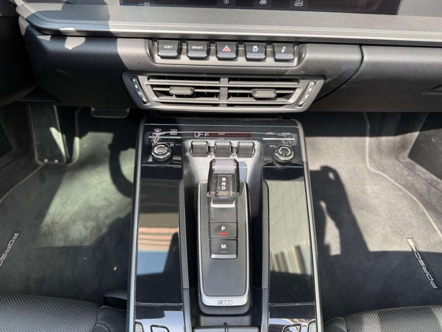 PORSCHE d'occasion 911 3 CARRERA PDK AUTO CABRIOLET de 2019 Montreuil