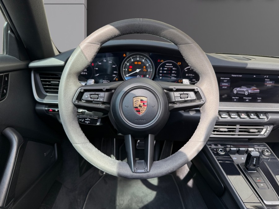 PORSCHE d'occasion 911 3 CARRERA PDK AUTO CABRIOLET de 2019 Montreuil