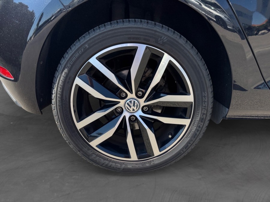 VOLKSWAGEN d'occasion GOLF 1.6 TDI 115 TRENDLINE BUSINESS de 2017