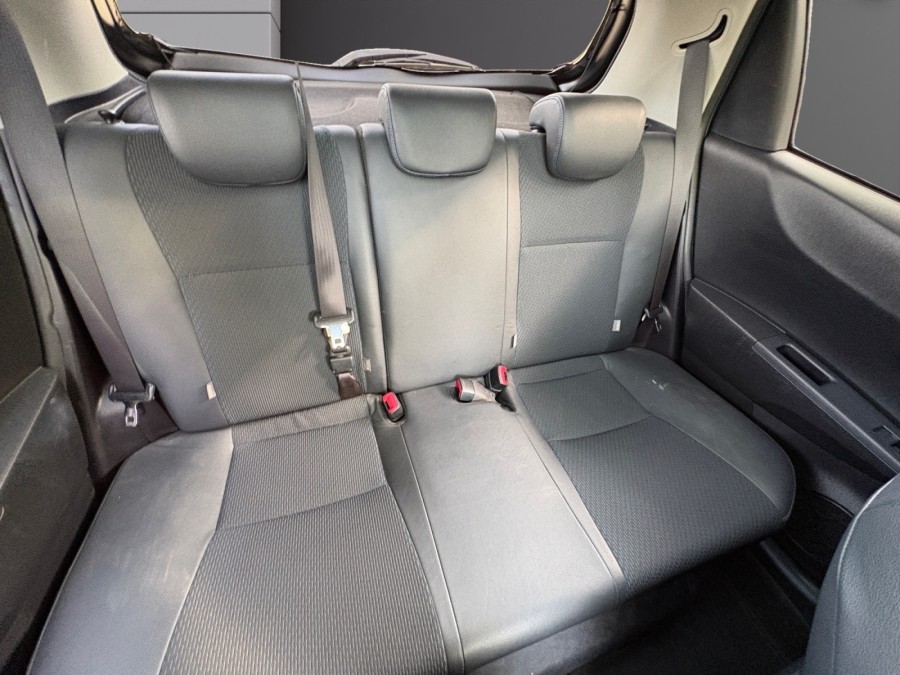 TOYOTA d'occasion YARIS 1.5 Hybrid de 2013 Champigny sur Marne (94)﻿