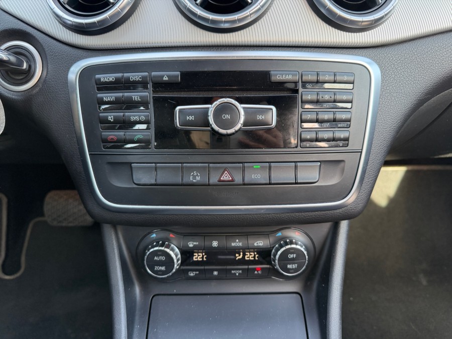 MERCEDES d'occasion CLA 200 SENSATION 7G-DCT de 2013 Orleans (45)﻿