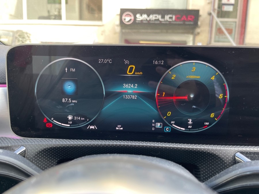 MERCEDES d'occasion CLASSE A IV 180 d 116ch AMG Line 7G-DCT de 2018