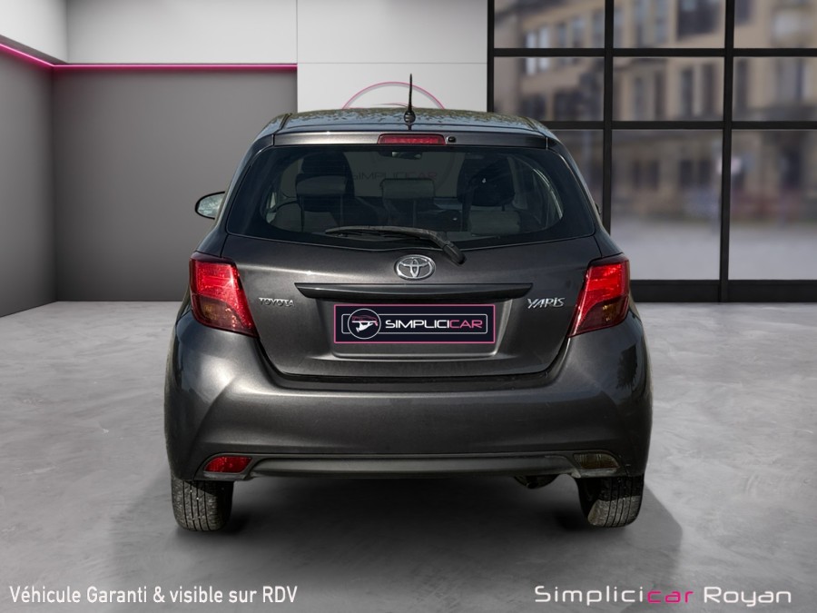 TOYOTA d'occasion YARIS III 1 69 VVTI TENDANCE de 2014 Royan (17)﻿