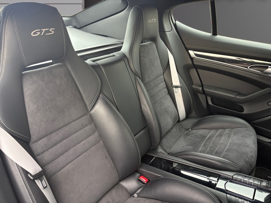 PORSCHE d'occasion PANAMERA 4.8 V8 GTS 430 PDK AUTO de 2013 Perpignan