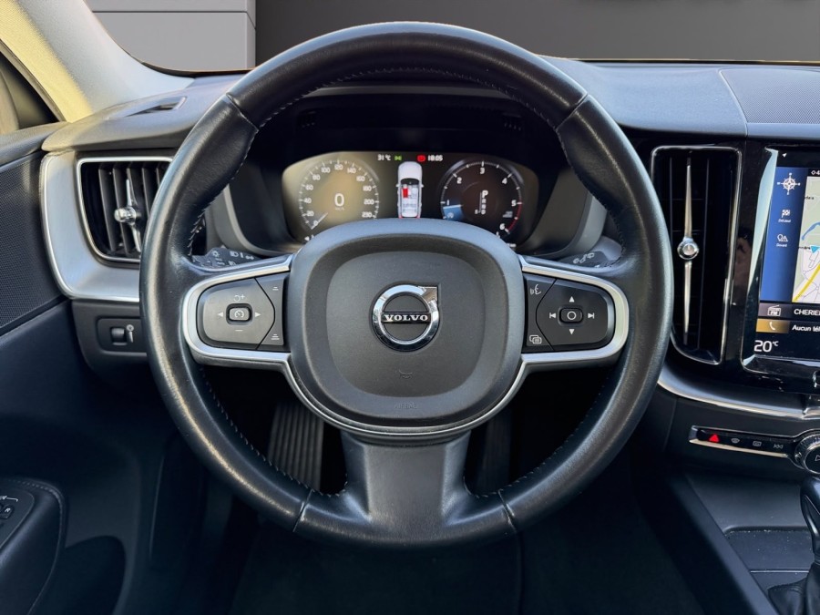 VOLVO d'occasion XC60 2 D4 190 MOMENTUM AUTO de 2018 Rennes (35)﻿