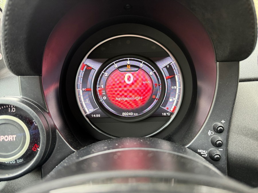 ABARTH d'occasion 500C / 595C / 695C C ABARTH 695 1.4 T-JET 180