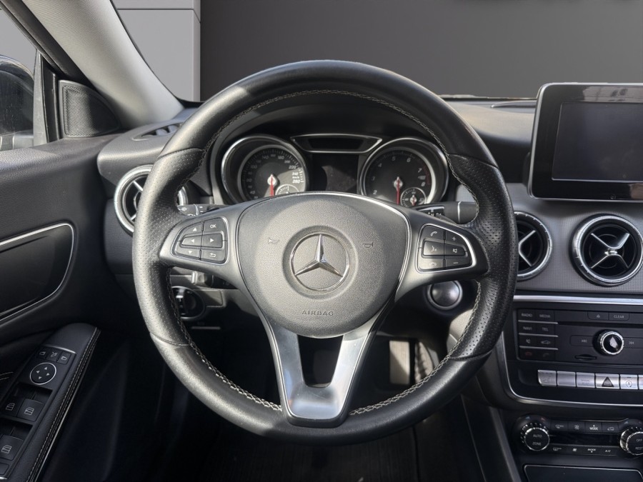 MERCEDES d'occasion CLASSE CLA SHOOTING BRAKE 180 sensation de 2018