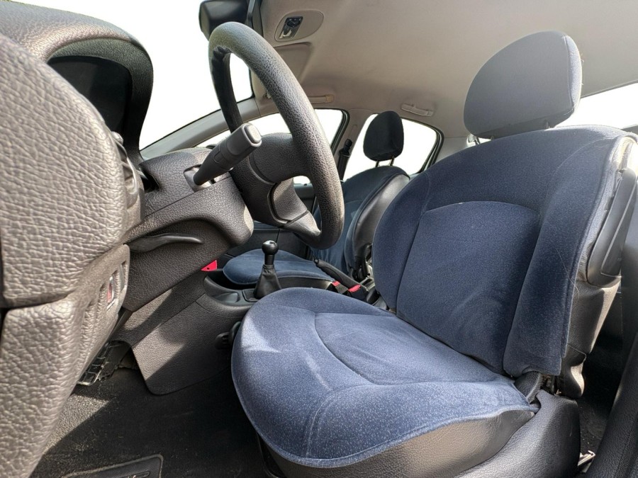 PEUGEOT d'occasion 206 1.4 XT de 2000 Orgeval Verneuil (78)﻿