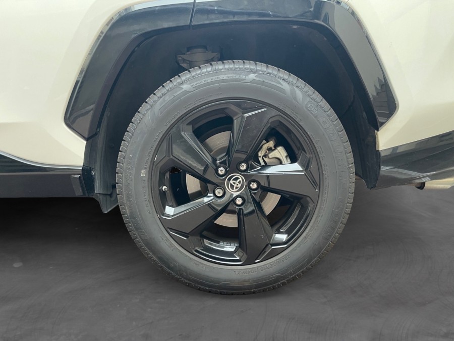TOYOTA d'occasion RAV4 2.5 HYBRIDE 2WD 218 COLLECTION AUTO de 2019 Le