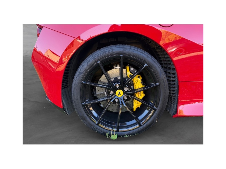 FERRARI d'occasion F8 SPIDER 3 V8 BiTurbo 720ch de 2021 Montreuil