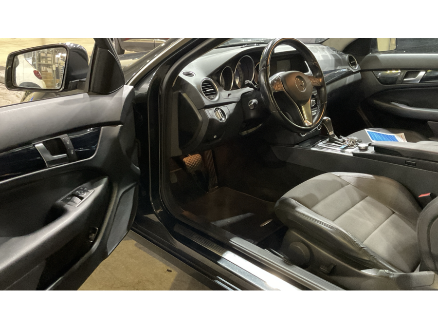 MERCEDES d'occasion C 220 CDI Executive 7GTronic de 2012 Villebon Sur