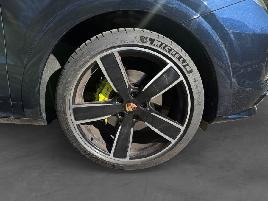 PORSCHE d'occasion CAYENNE 3.0 V6 E-HYBRID COUPE PLATINIUM EDITION de