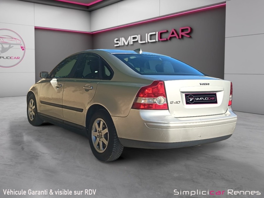 VOLVO d'occasion S40 VOLVO S40 1.6i - 100 Kinetic 6.0 CV de 2005