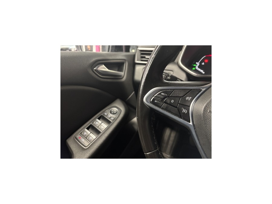 RENAULT d'occasion CLIO 1.0 TCe 100ch Intens - 20 de 2020 Villebon