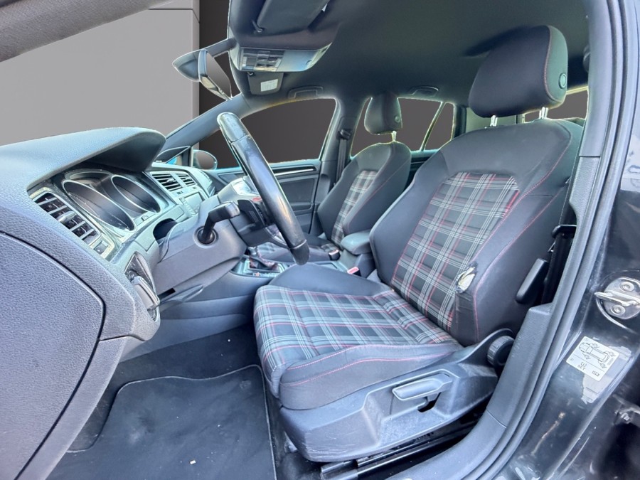 VOLKSWAGEN d'occasion GOLF 2.0 TSI 230ch BlueMotion Technology GTI
