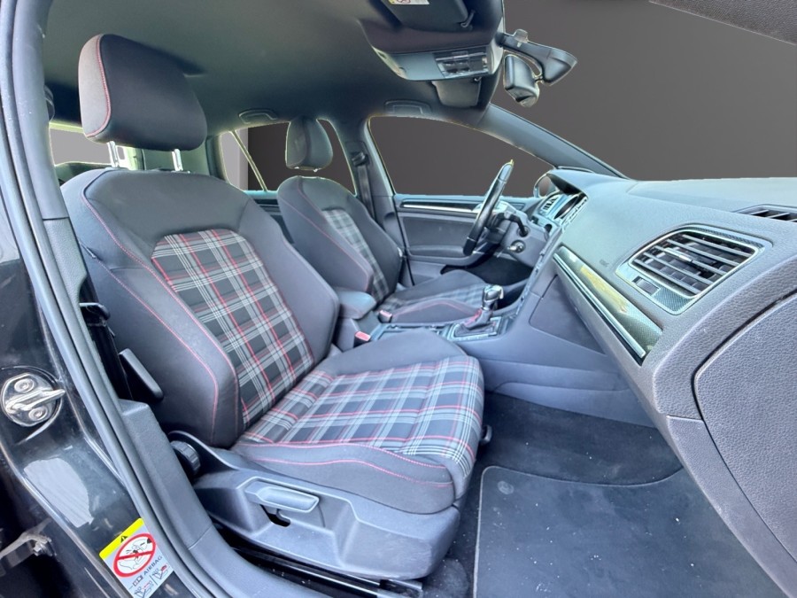 VOLKSWAGEN d'occasion GOLF 2.0 TSI 230ch BlueMotion Technology GTI