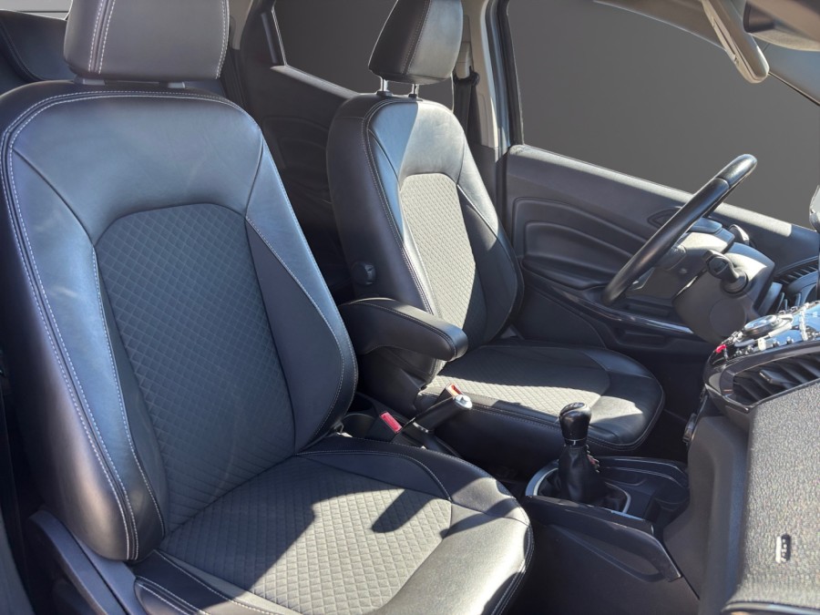 FORD d'occasion ECOSPORT 1.0 EcoBoost 125ch Titanium de 2017 Orleans
